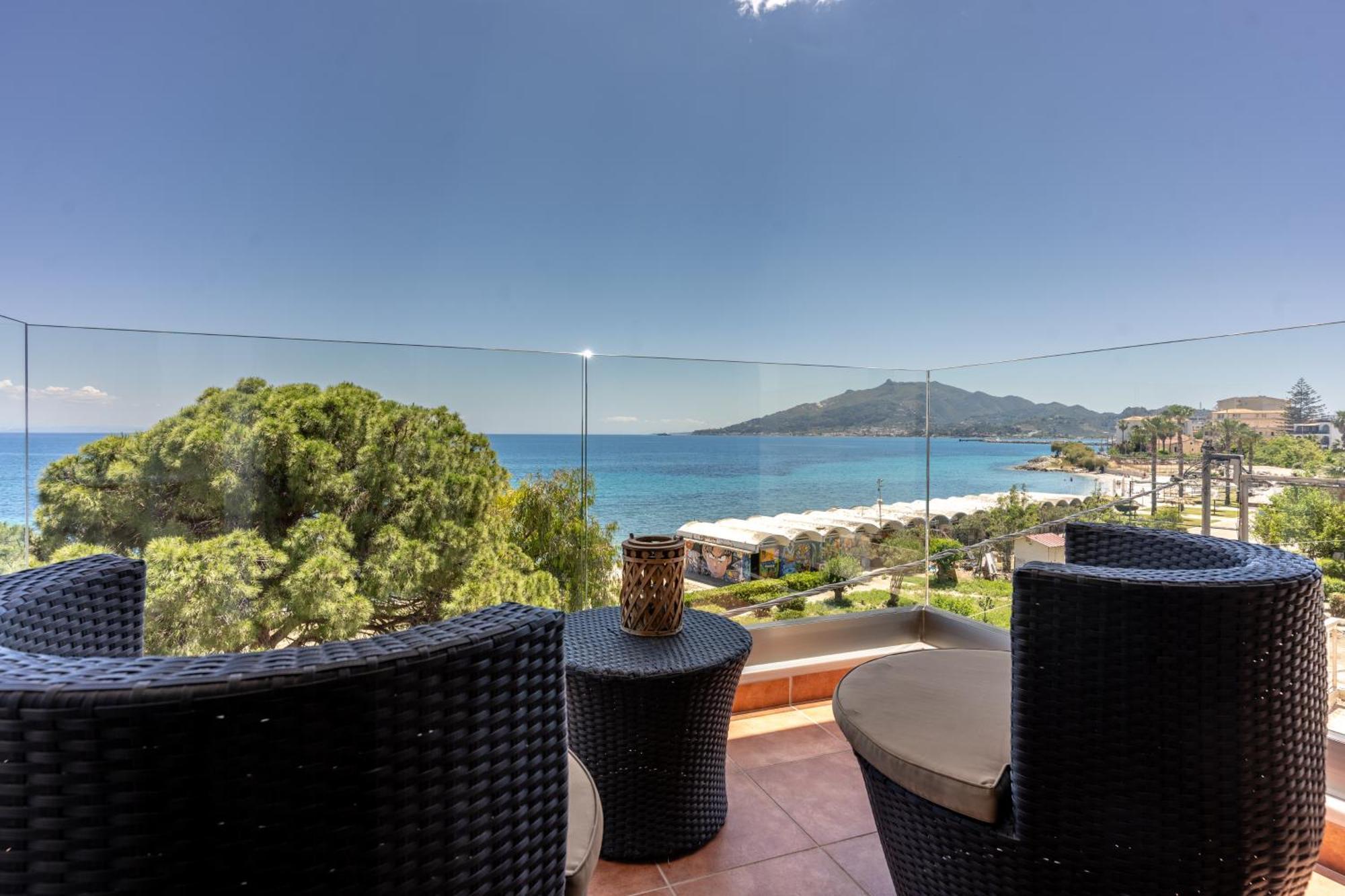 Seafront Spirit Apartments Città di Zante Esterno foto
